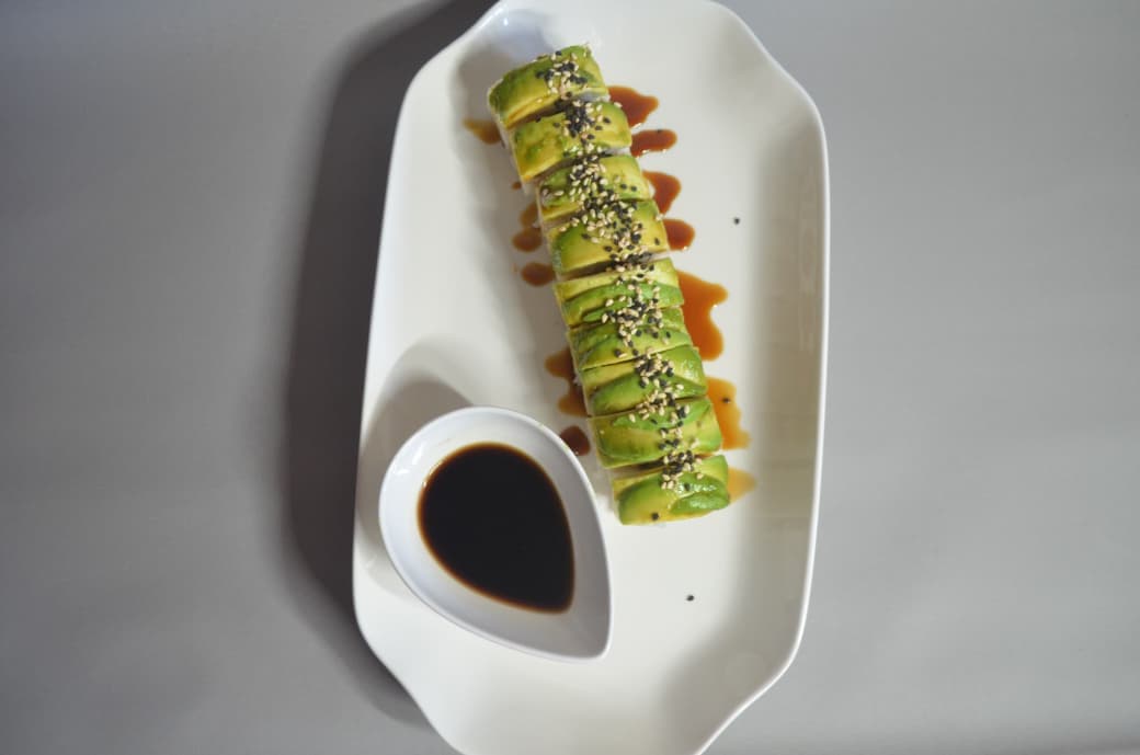 AVOCADO ROLL